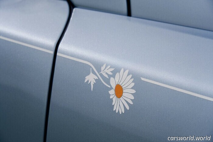 ¿Qué Es El Lujo Sin Algunas Margaritas En Su SUV Rodante? | Carscoops